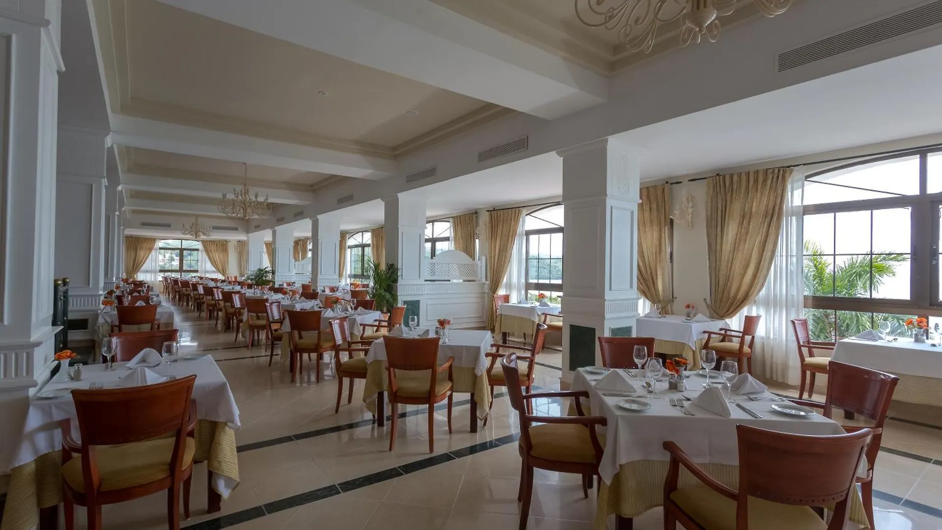 Resort Eurostars Grand Cayacoa (Adults Only)